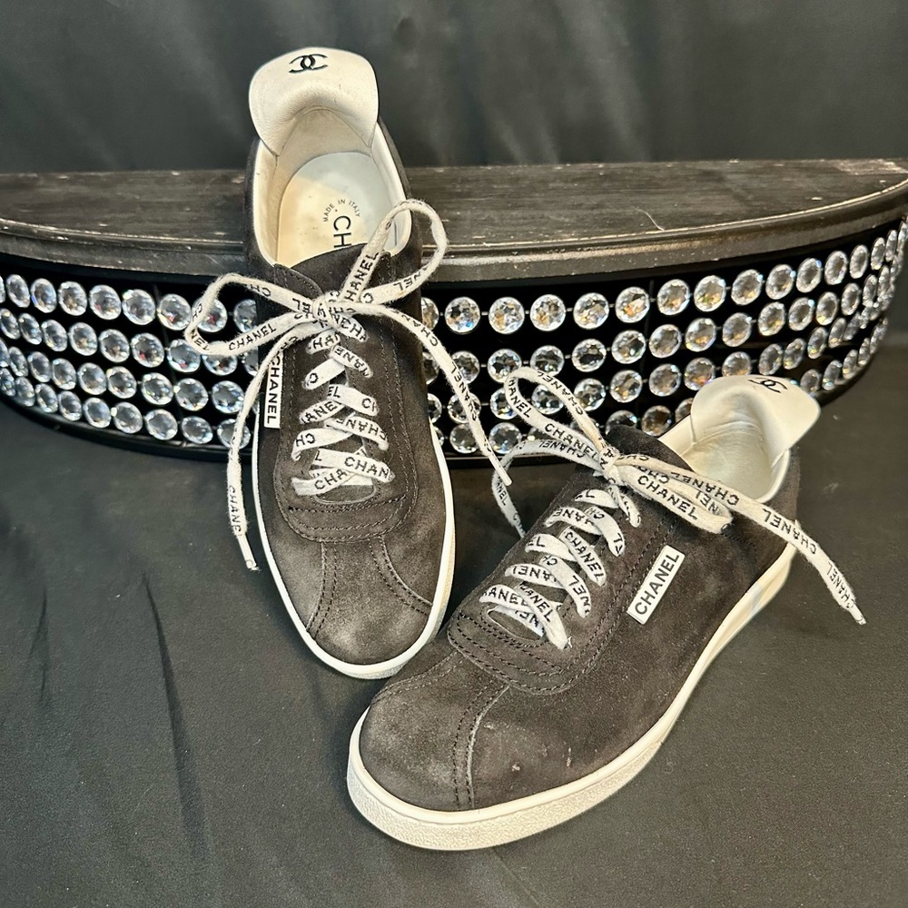 CHANEL Black Suede Sneakers with White Leather Accents - Picture 3 of 12
